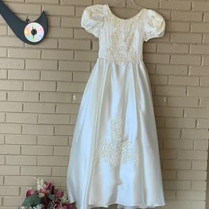 Santa Monica. Junior Bride gown and head piece